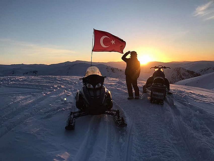 Uzungöl Yaylalarında Kış Turizm Faaliyetleri Nefes Kesiyor